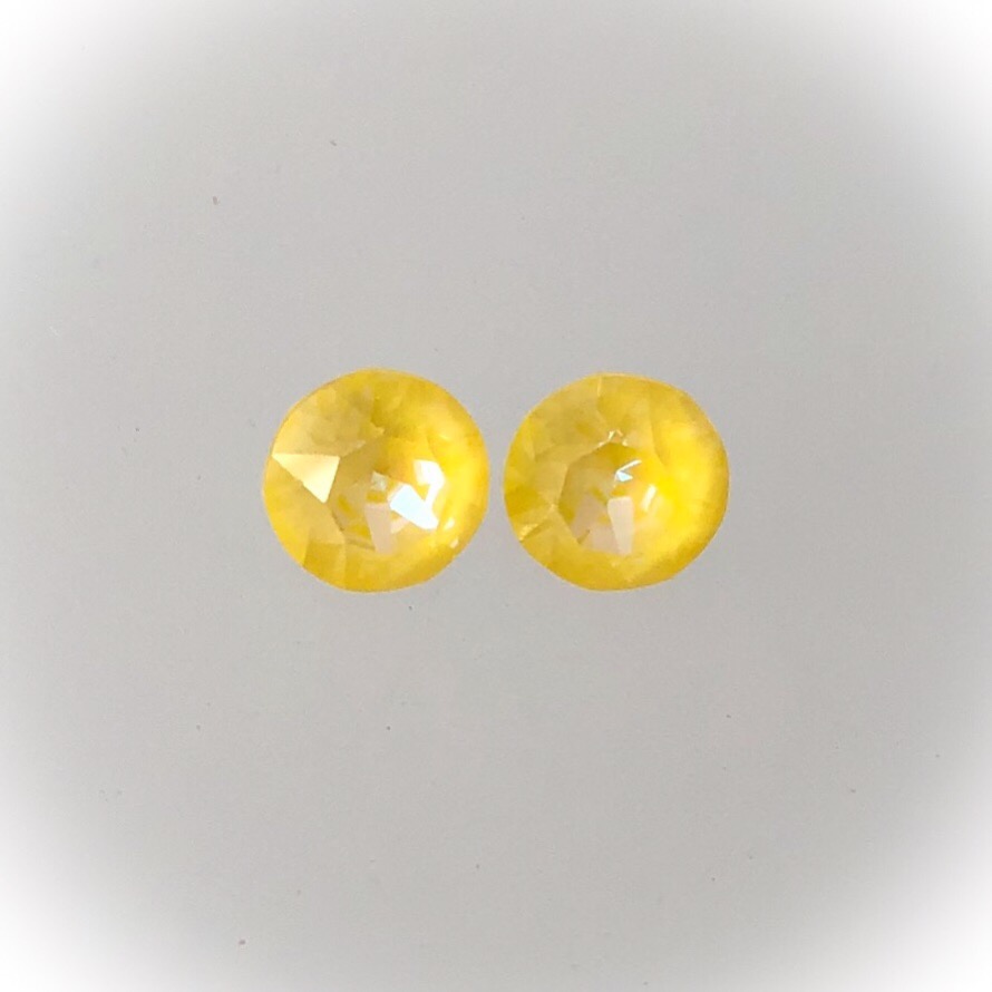 1088 Swarovski Chaton SS39, 8mm Crystal Sunshine Delite - Bohemia Design